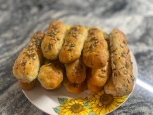 Sunflower Garlic Breadsticks – 15 Pieces